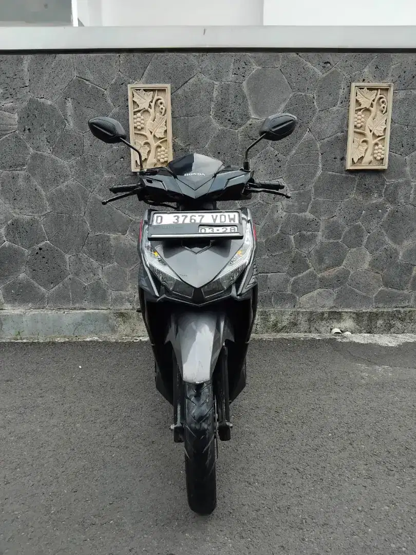 JUAL HONDA VARIO 125 ESP TAHUN 2018 SS KOMPLIT SIAP PAKE