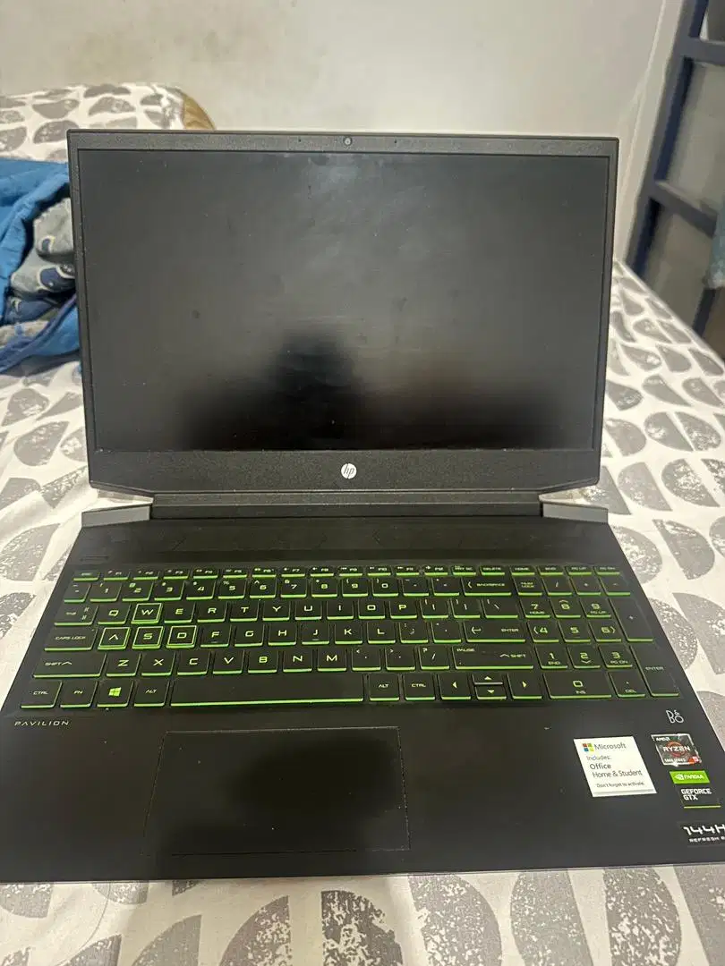 Dijual laptop pemakaian hanya untuk mengerjakan skripsi. Harga nego