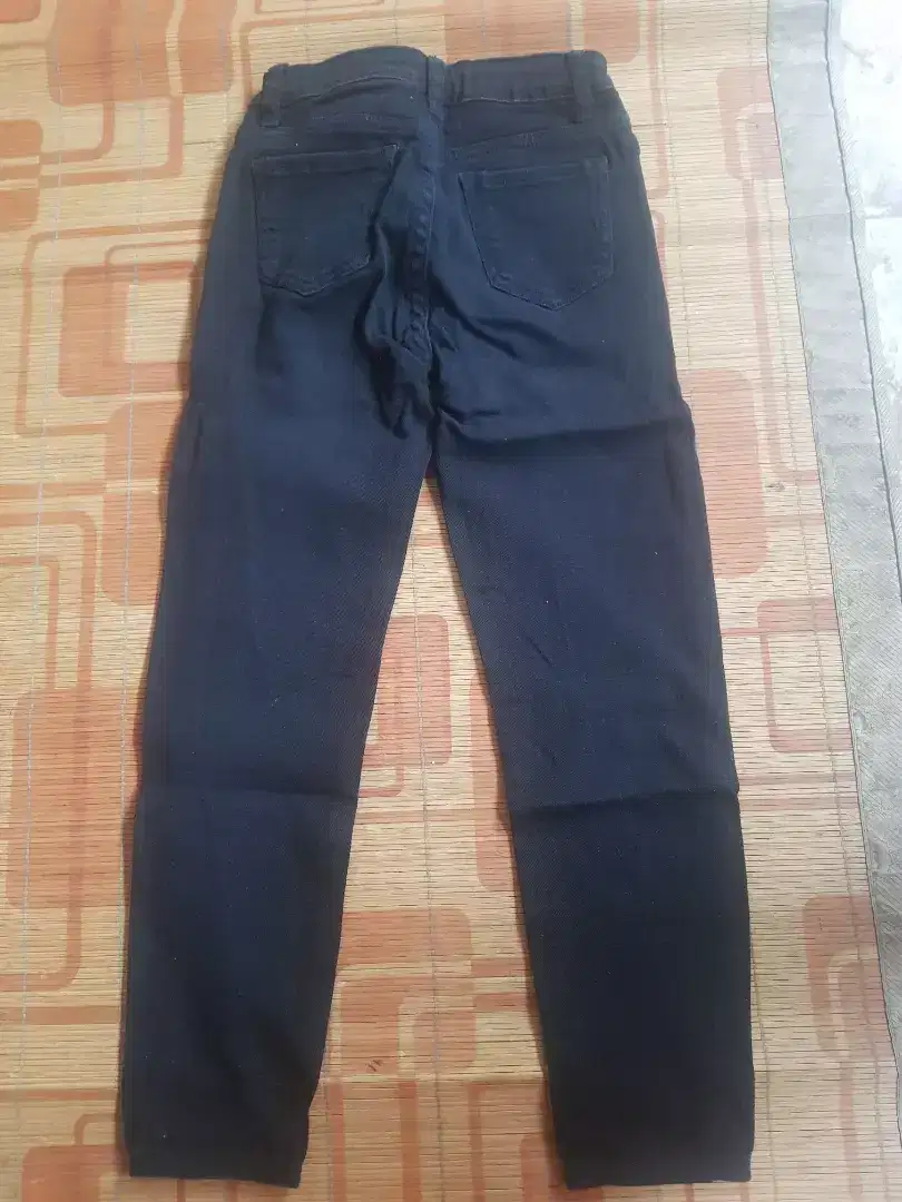 Dijual Celana Jeans Anak usia 8, 9, 10 tahun unisex