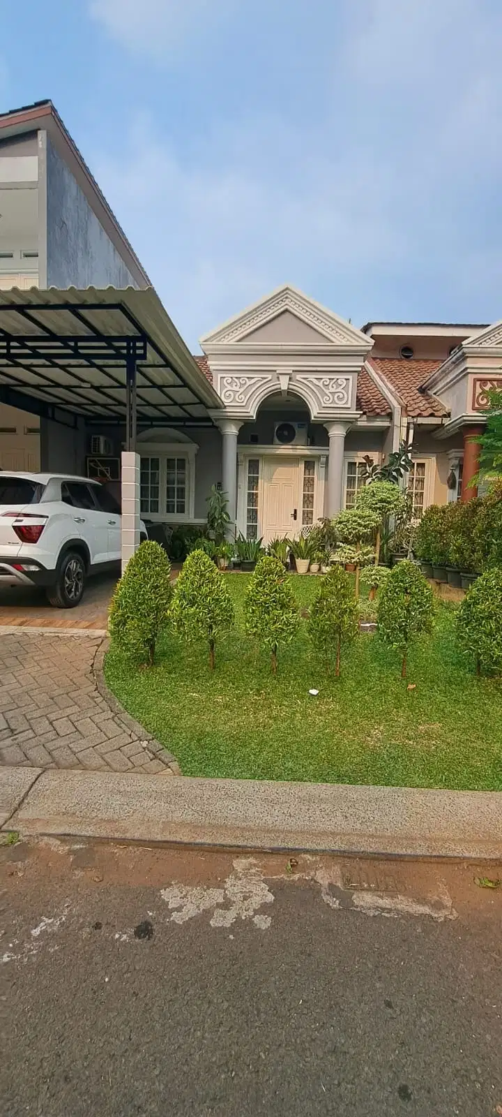 Rumah 1 Lantai Halaman Luas di Golden Vienna BSD City