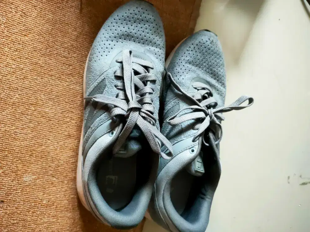 Newbalance size 43 koleksi pribadi