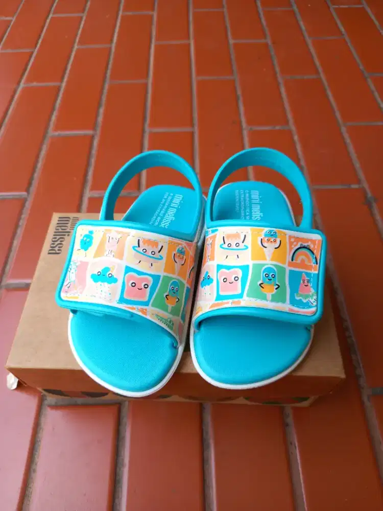Sandal anak Mini Melissa putih biru