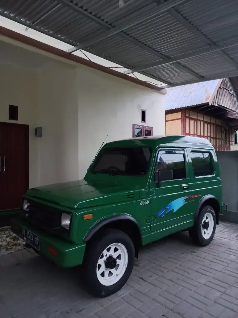 DIJUAL SUZUKI JIMNY 1994