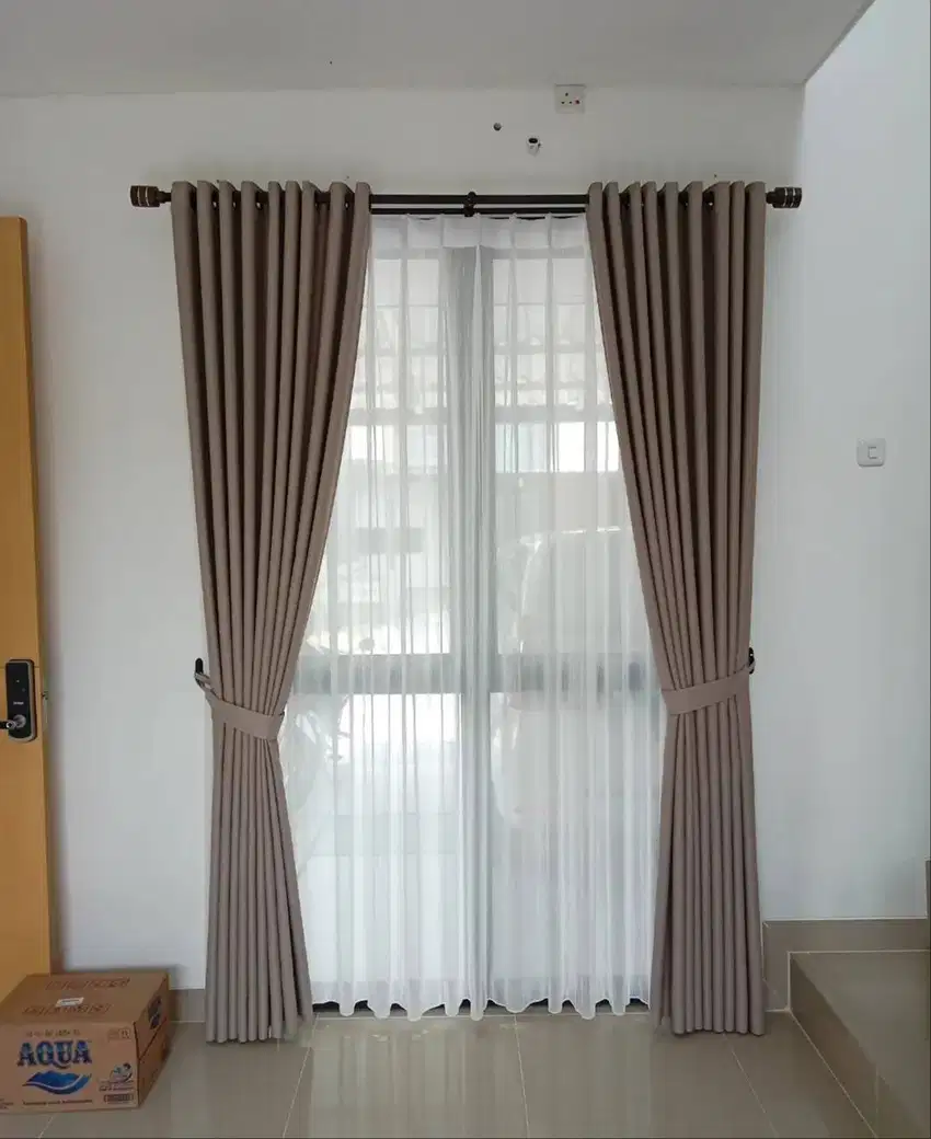 Pesan Gorden Gordyn Hordeng Vitrase Roller Tirai Pvc Vertical BLind