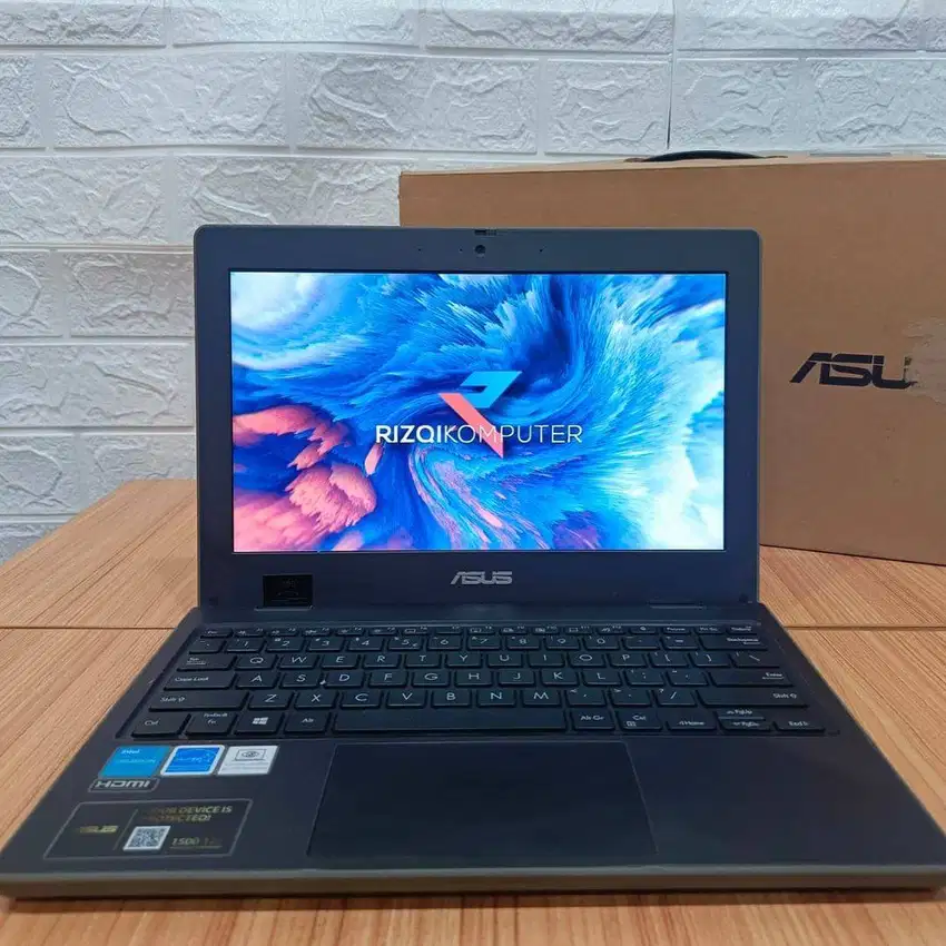 Asus BR1100CK, Processor Intel Celeron N4500 Ram 4GB EMMC 128GB