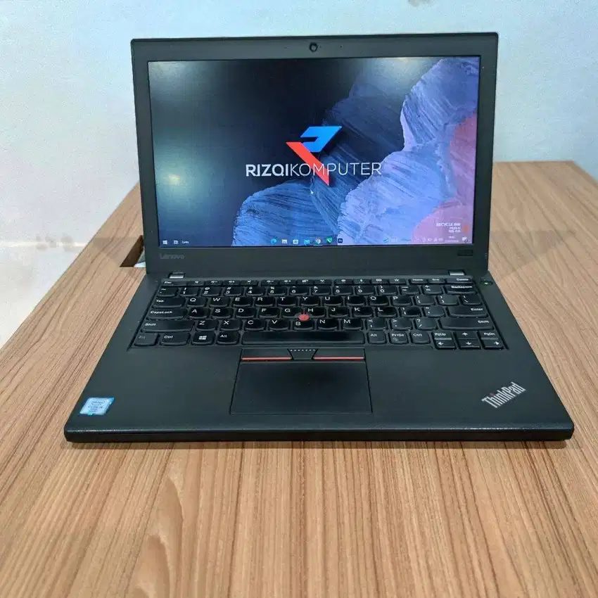 Lenovo Thinkpad X270, Processor Intel Core i5 - 6300 Ram 8GB SSD 256GB