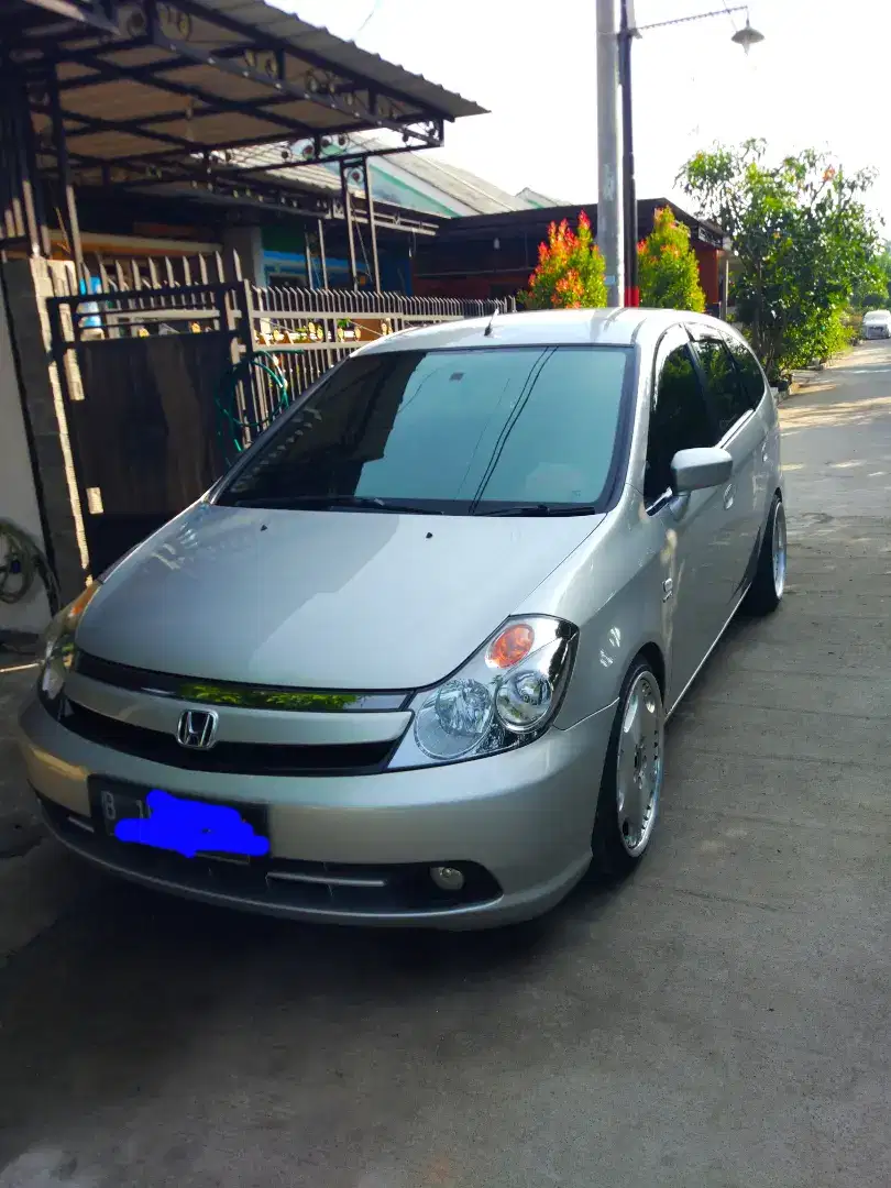 HONDA STREAM tahun 2006