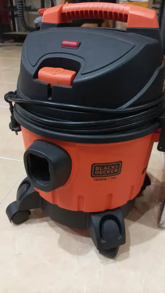 Black Decker Vacuum Cleaner wet & dry