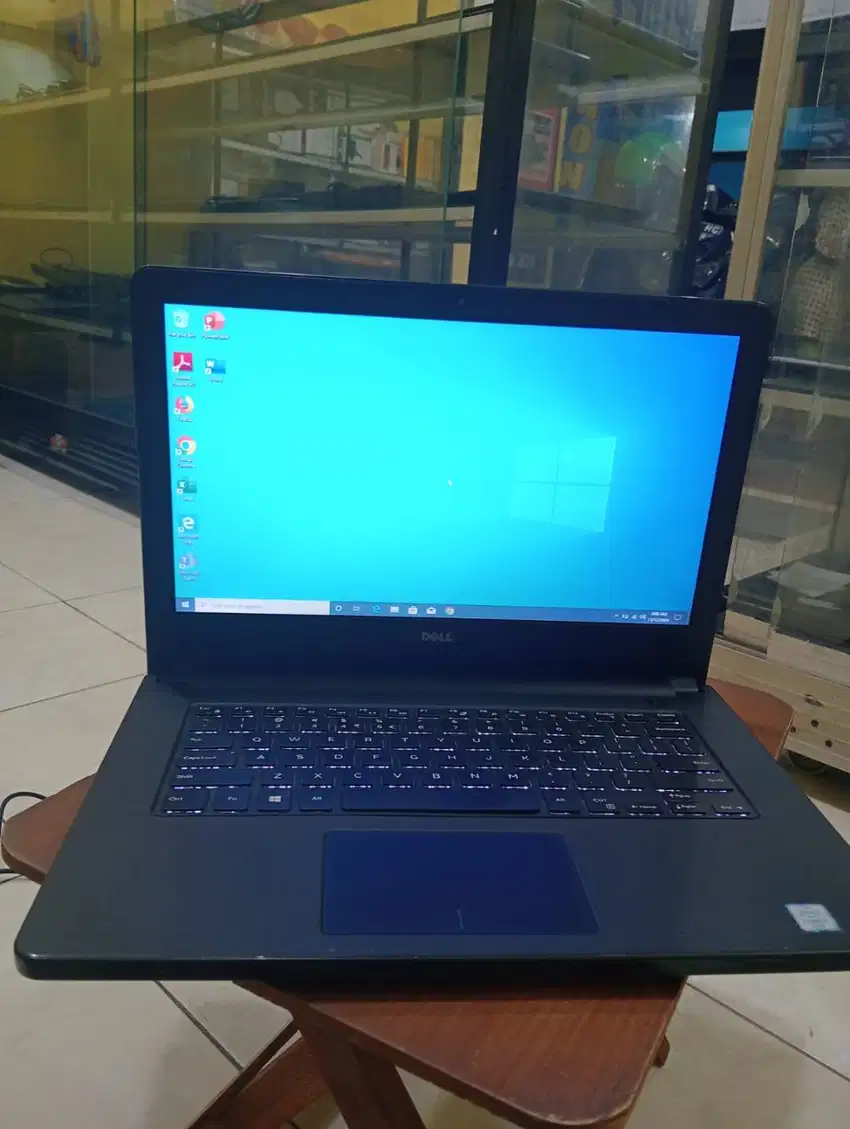 Laptop Dell P64G