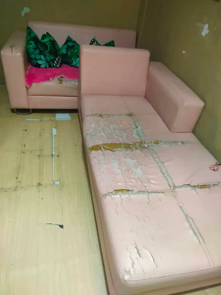 Sofa L second free bantal + cover sofa atas warna pink dan coklat