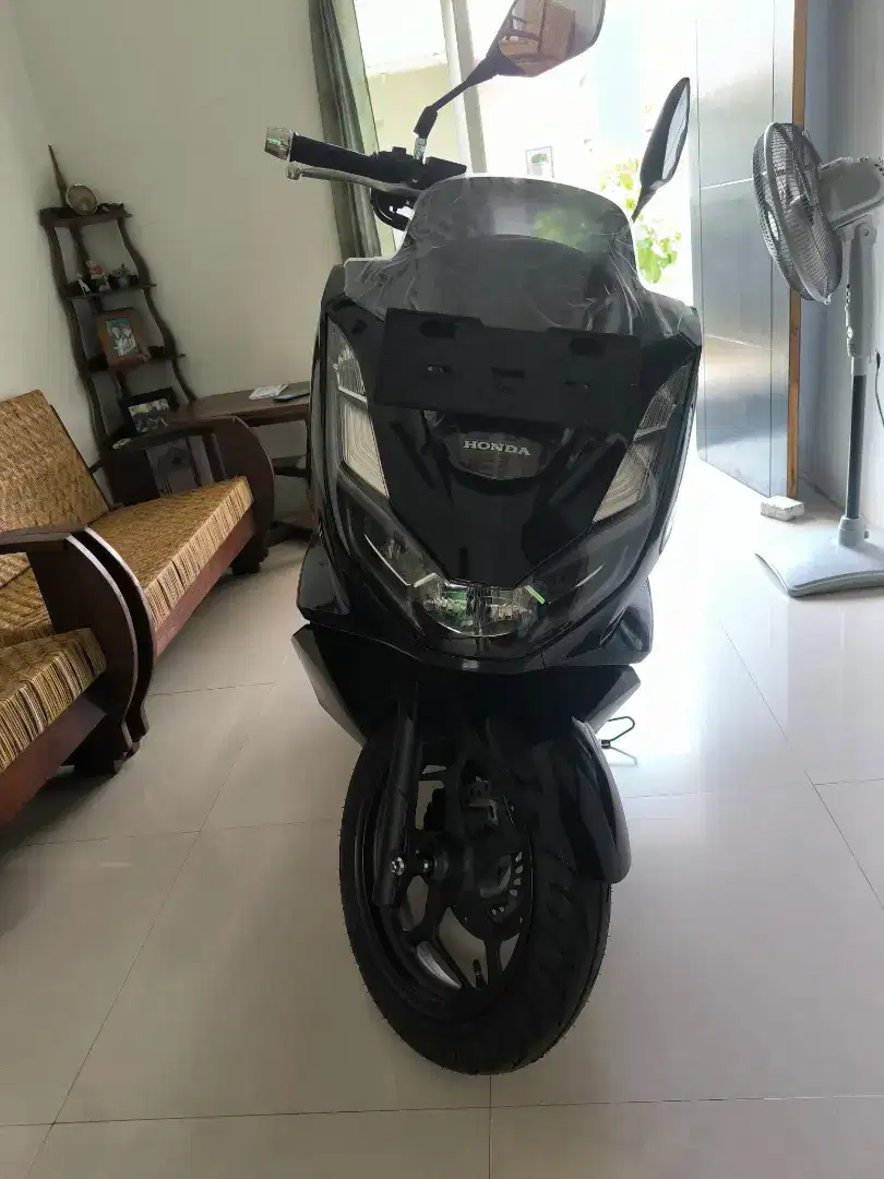 Dijual Cepat! Honda PCX 2024 Bekas (Super Fresh!)