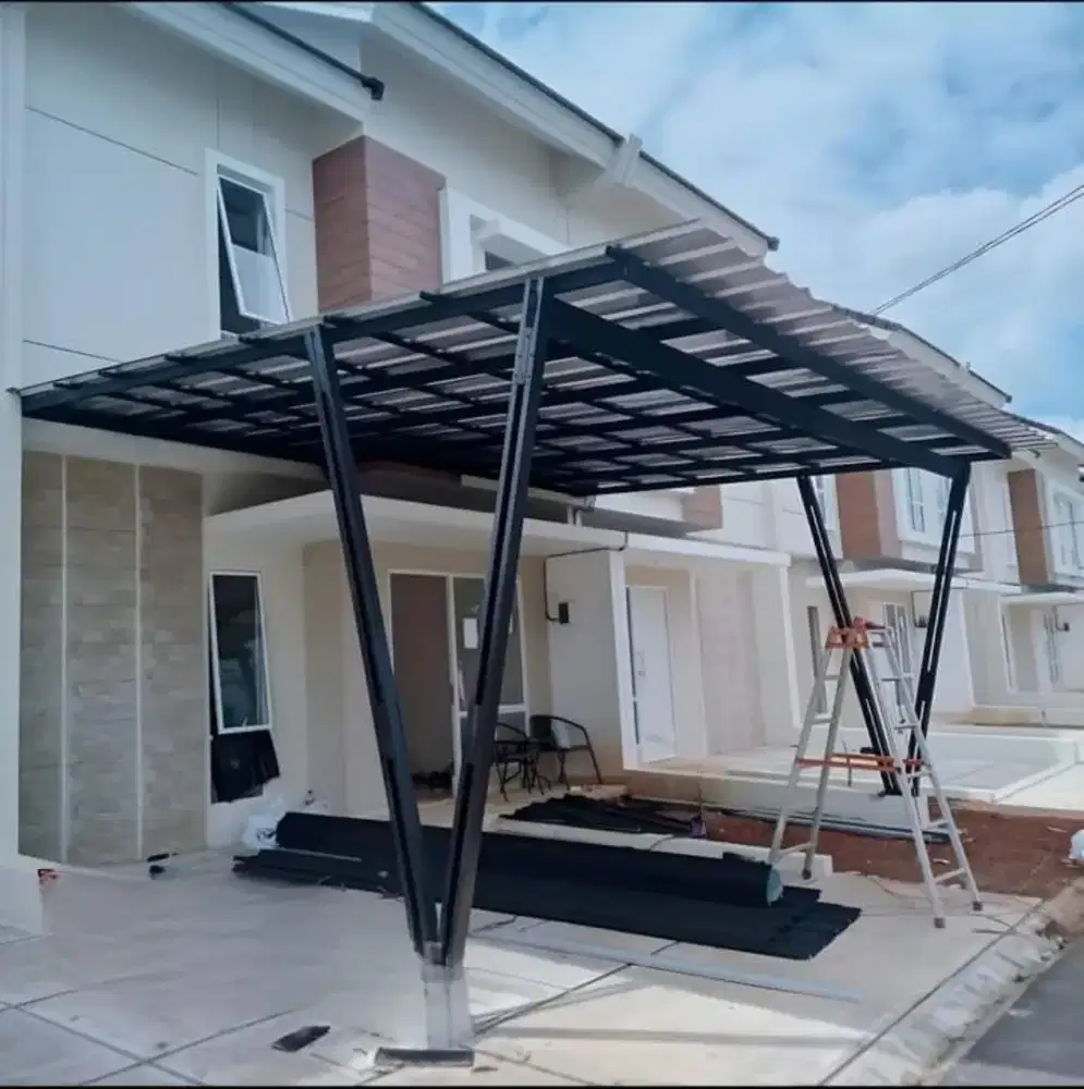 KANOPI BAJA RINGAN DAN HOLO