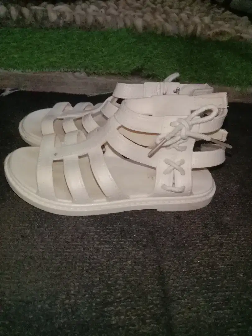 Sandal import anak