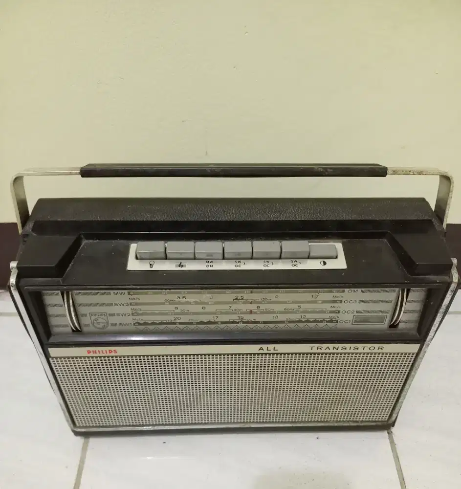 RADIO KUNO ANTIK VINTAGE LAWAS