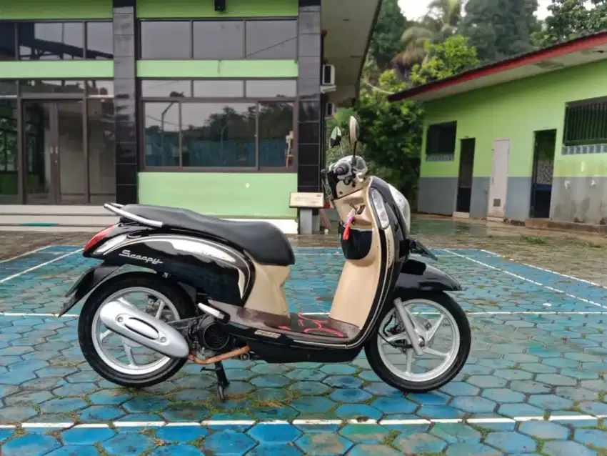 58@: 2013 F KAB SCOOPY SPORTY HITAM  ON