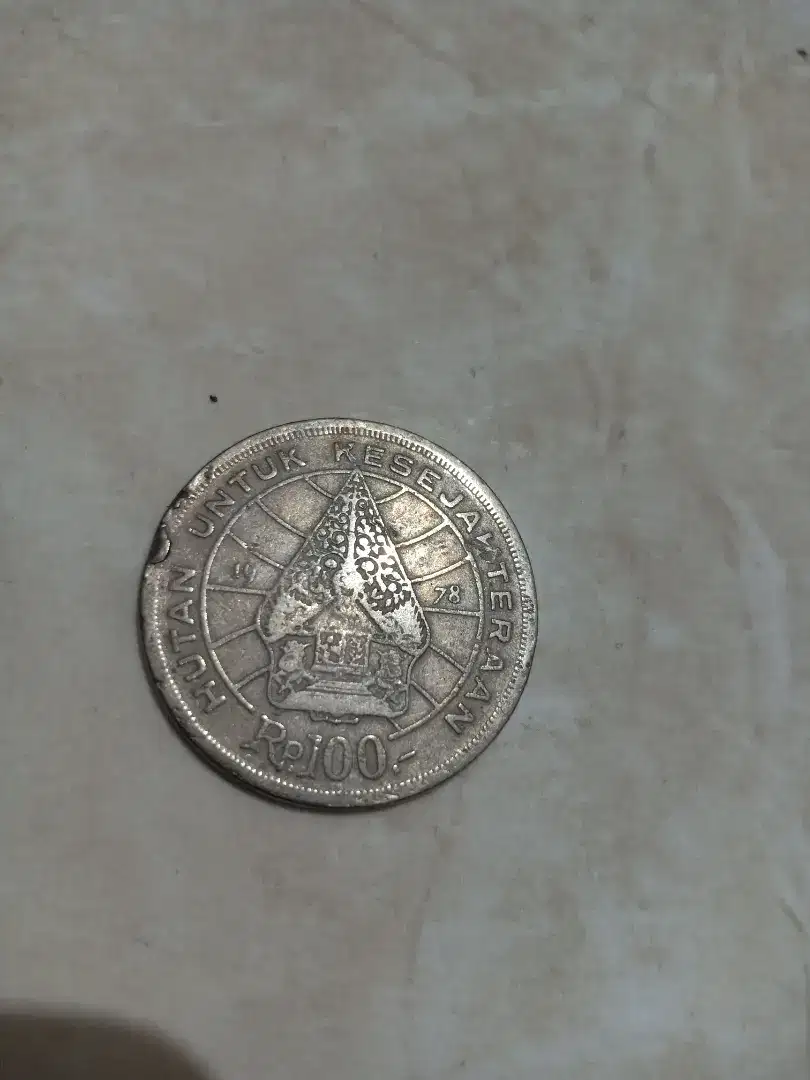 Uang 100 rupiah kuno 1978