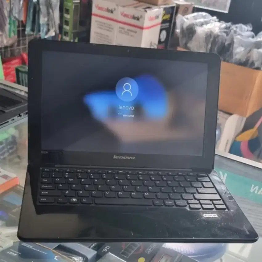 Netbook lenovo s206 siap pakai ada minus