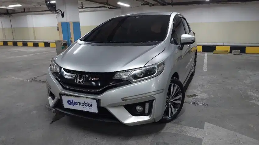 Pajak Panjang TDP 11JT Honda Jazz 1.5 RS Bensin-MT 2014 Abu