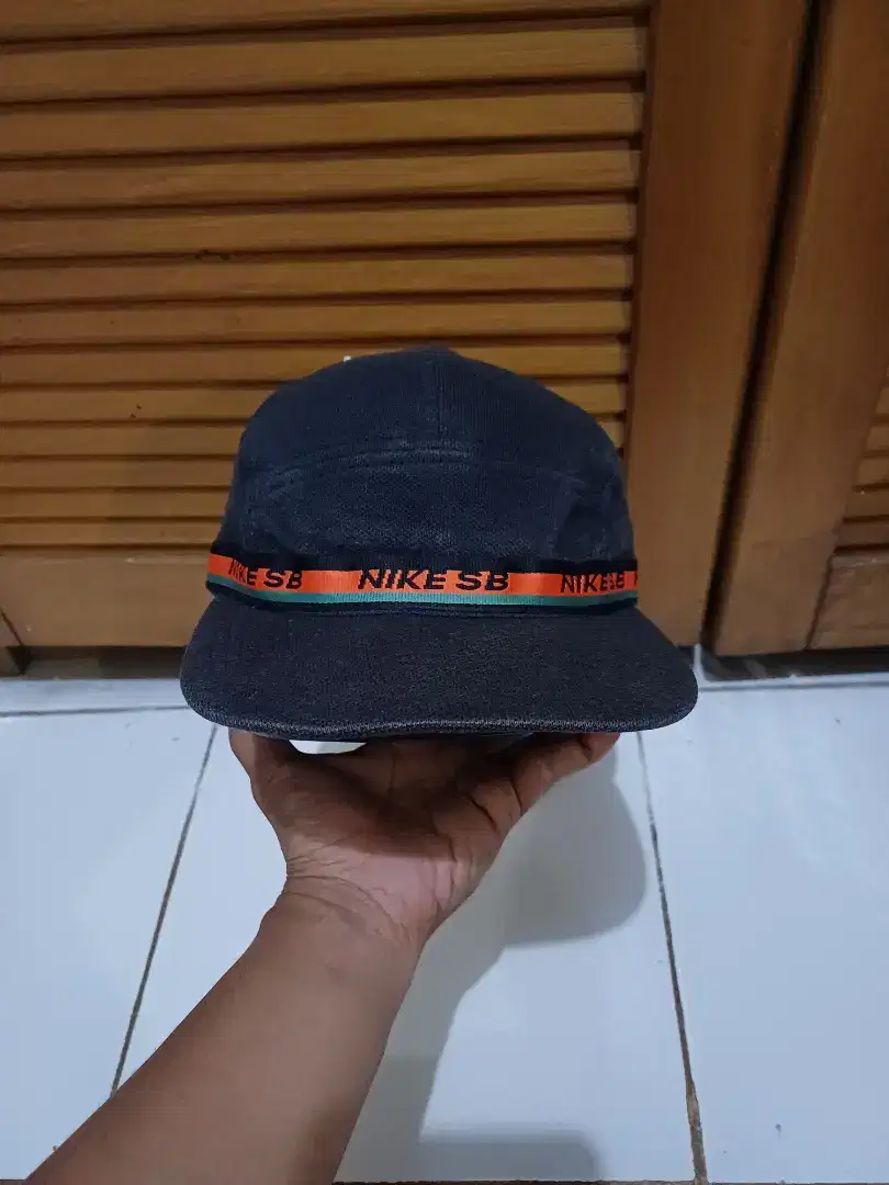 Topi Nike SB Skateboard 5 Panel