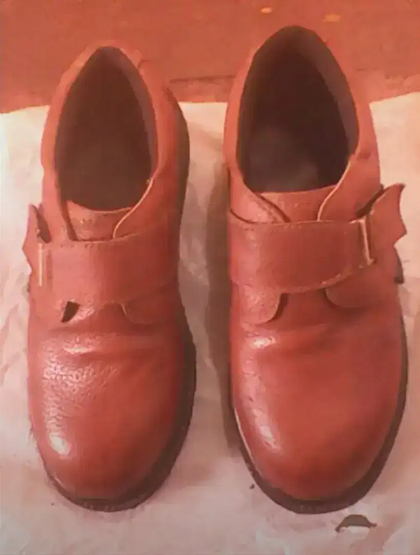Boots
Safety Shoes
KOMO
Size : 38