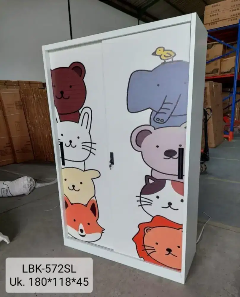 Lemari besi motif gajah