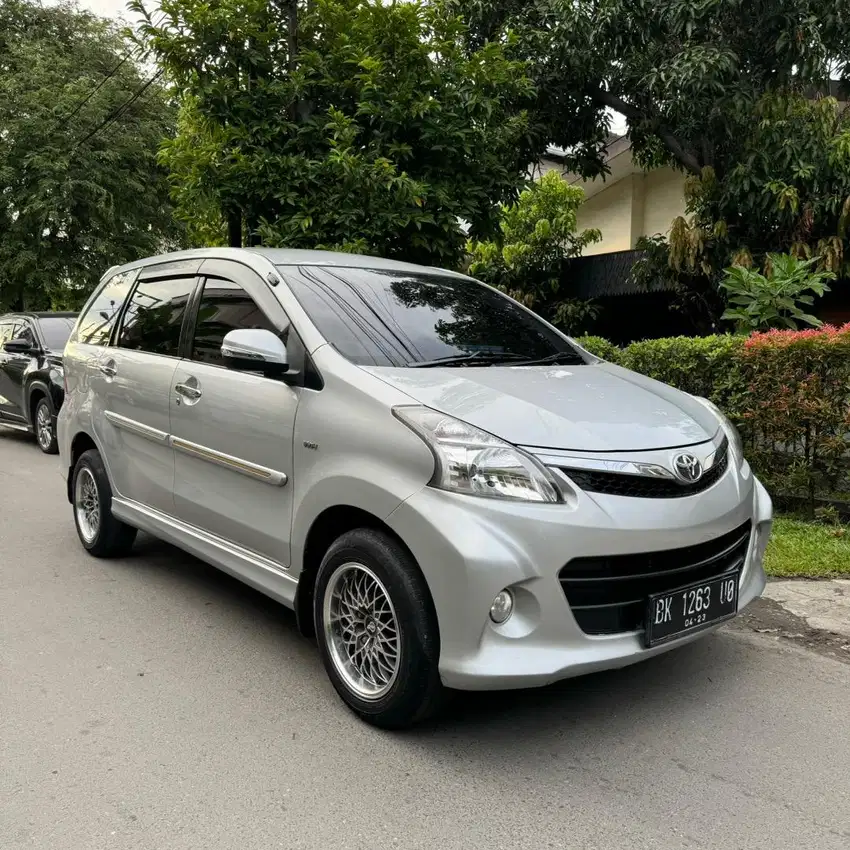 (Dp13Jt) Avanza Veloz 1.5 Manual 2015 Super