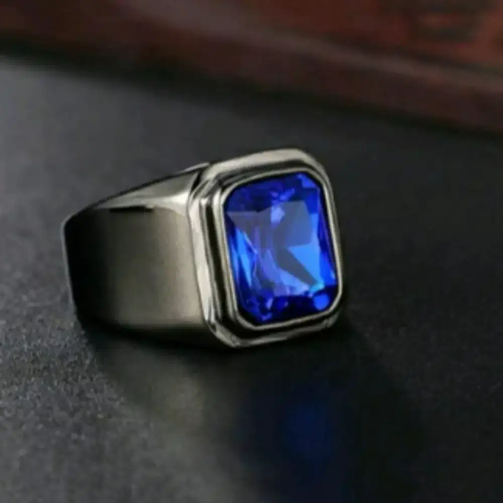 Batu Blue Safir Ring Titanium