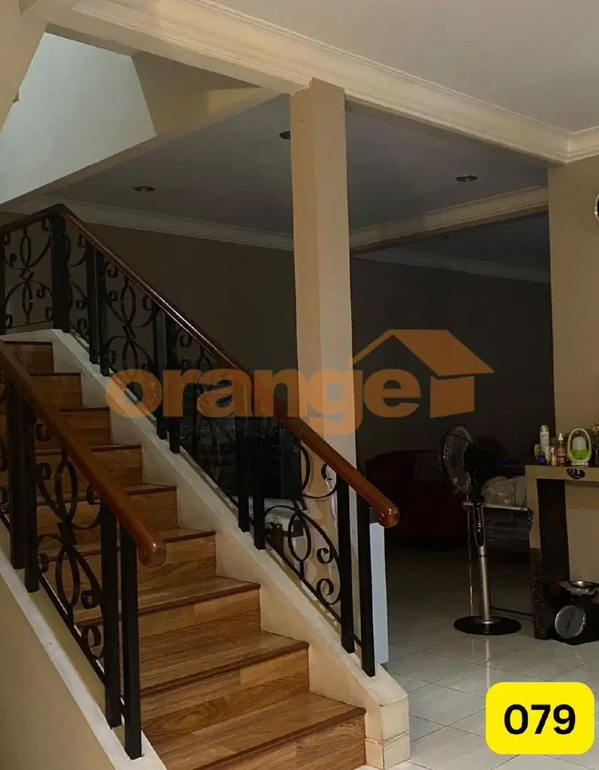 Dijual Murah Rumah Besar dan Rapi di dalam Cluster Kota Wisata Cibubur