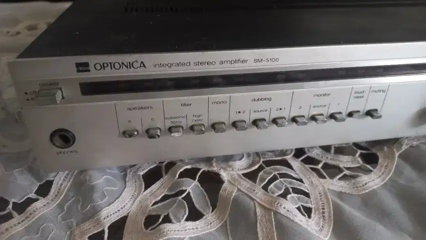 Ampli Integrated Sharp Optonica SM5100