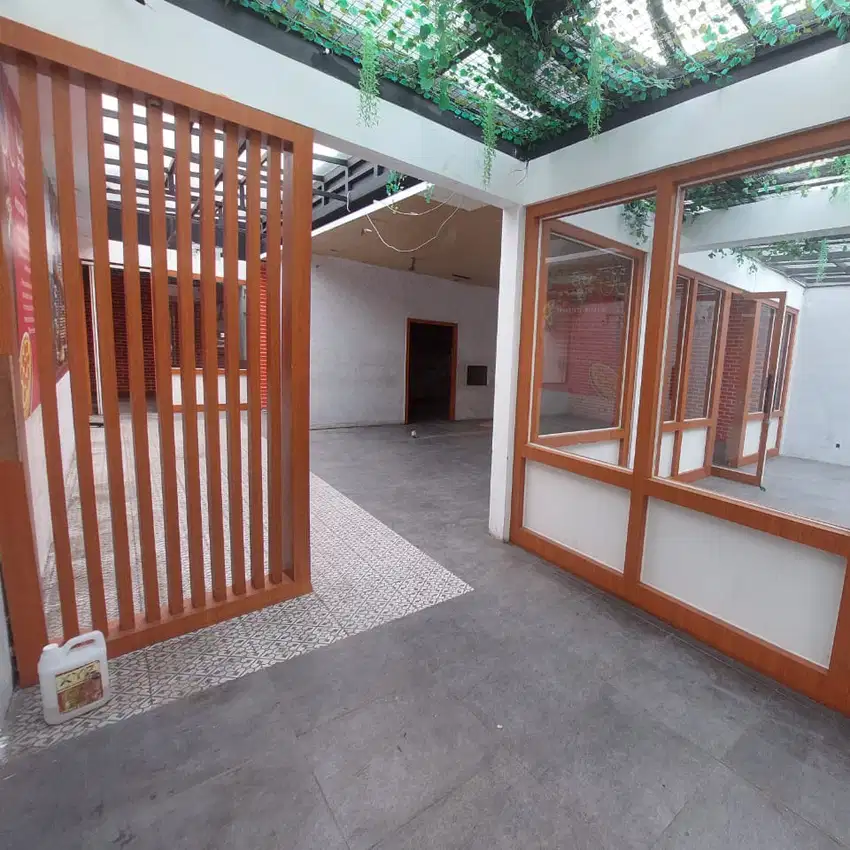 tempat usaha lokasi strategis kemang raya jakarta selatan