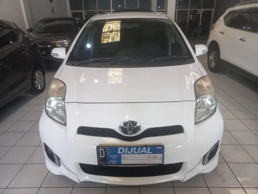 Toyota Yaris E 1.5 Matic Thn 2012