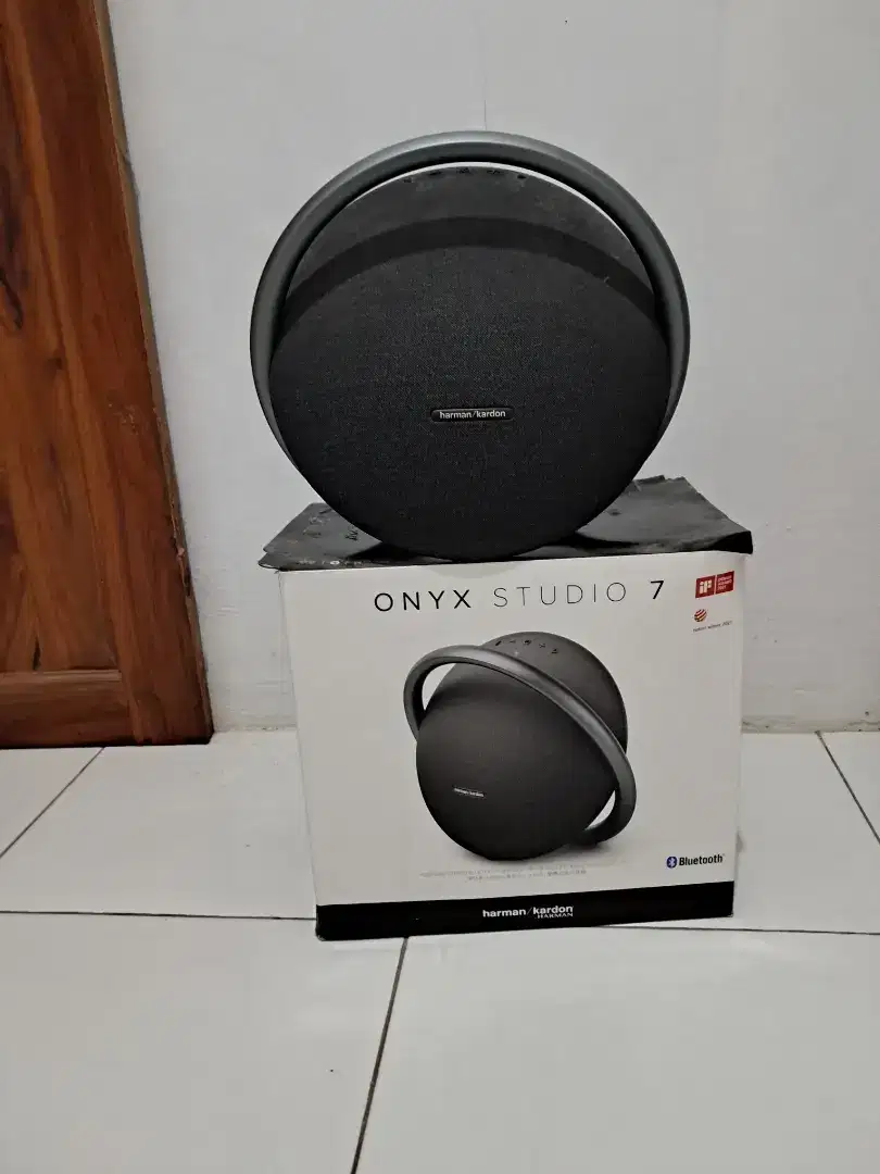 Harman kardon onyx 7