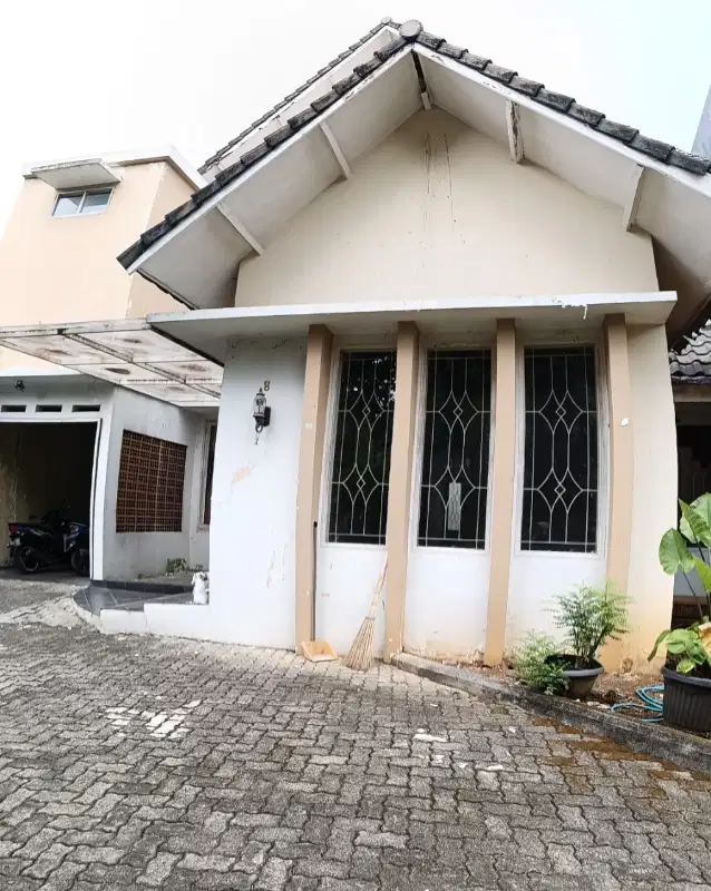 Rumah Asri Di Villa Delima Lebak Bulus Jakarta Selatan - CASH ONLY