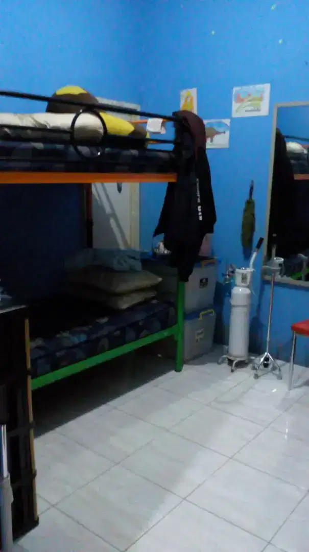 Dijual Tempat Tidur Besi Tingkat