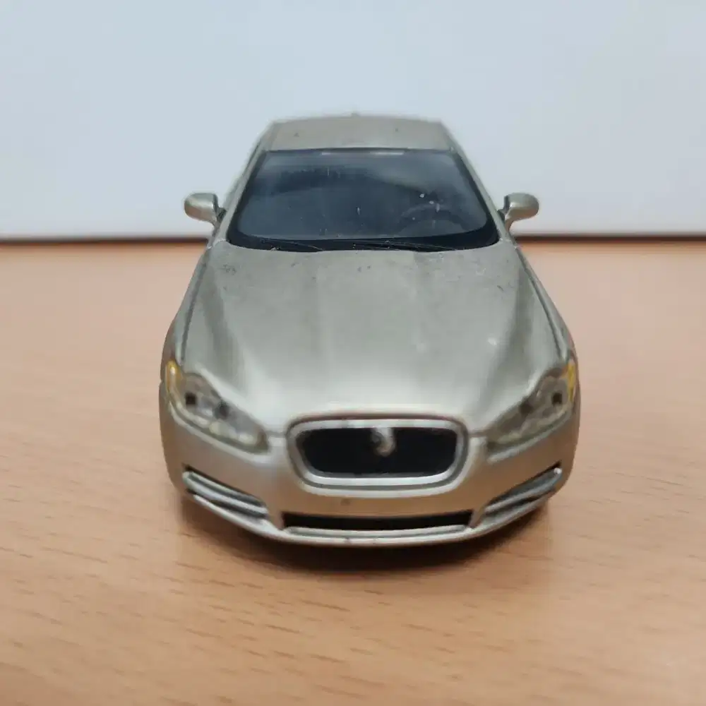 Diecast Jaguar XF