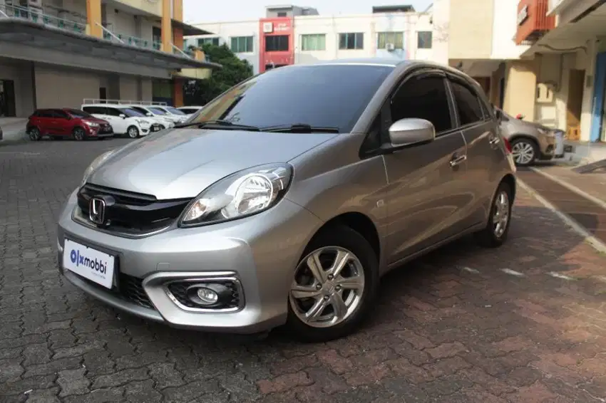 DP Rendah - Honda Brio Satya 1.2 E Bensin-AT 2017(UFO)