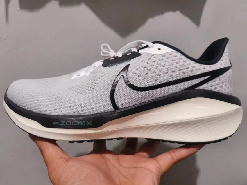 [Beli Baru Harga Bekas] Nike Men's Vomero 17