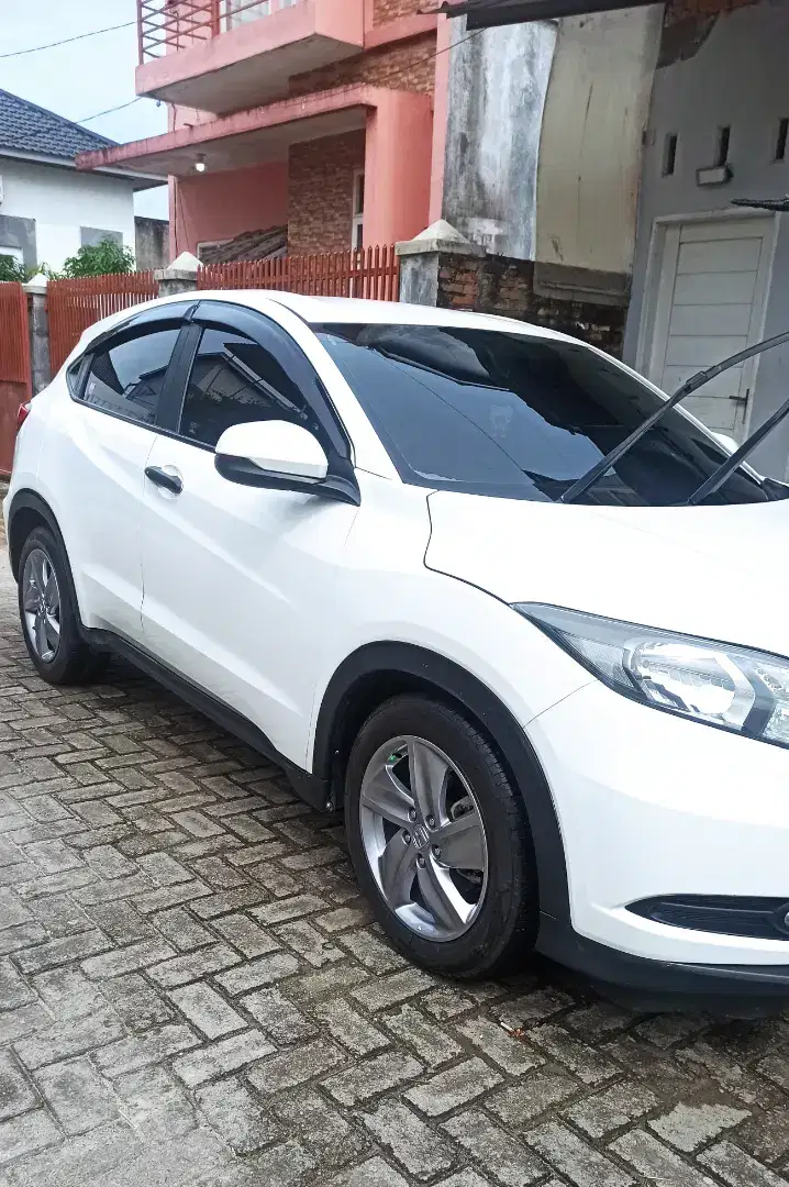 Honda HR-V tipe S CVT