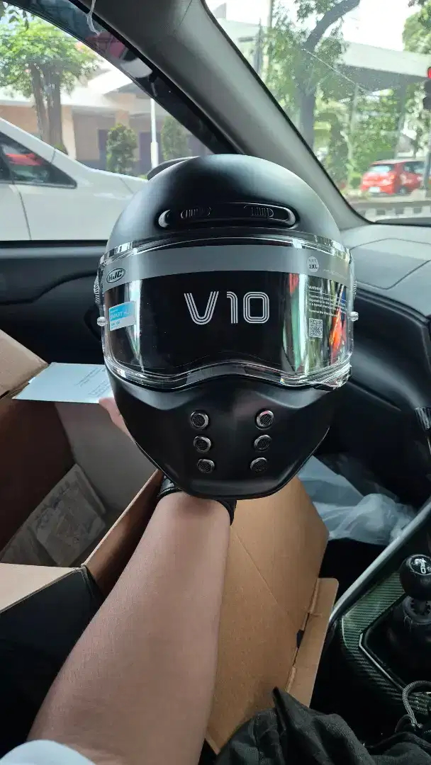 Helm HJC V10 XXL