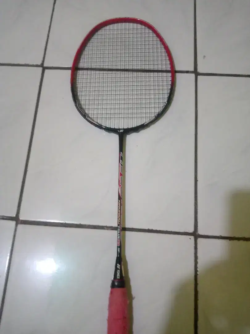 Jual raket badminton