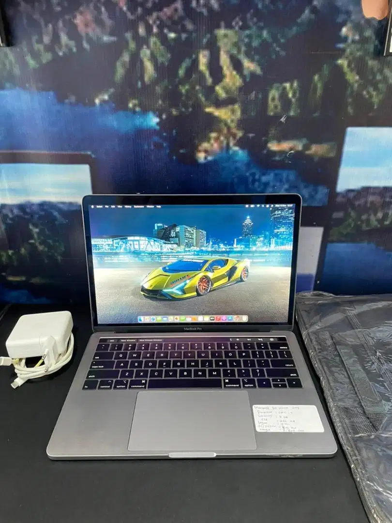 macbook pro 13” 2018