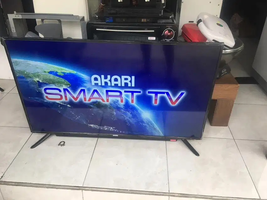 Led smart tv akari 43inci remote ada