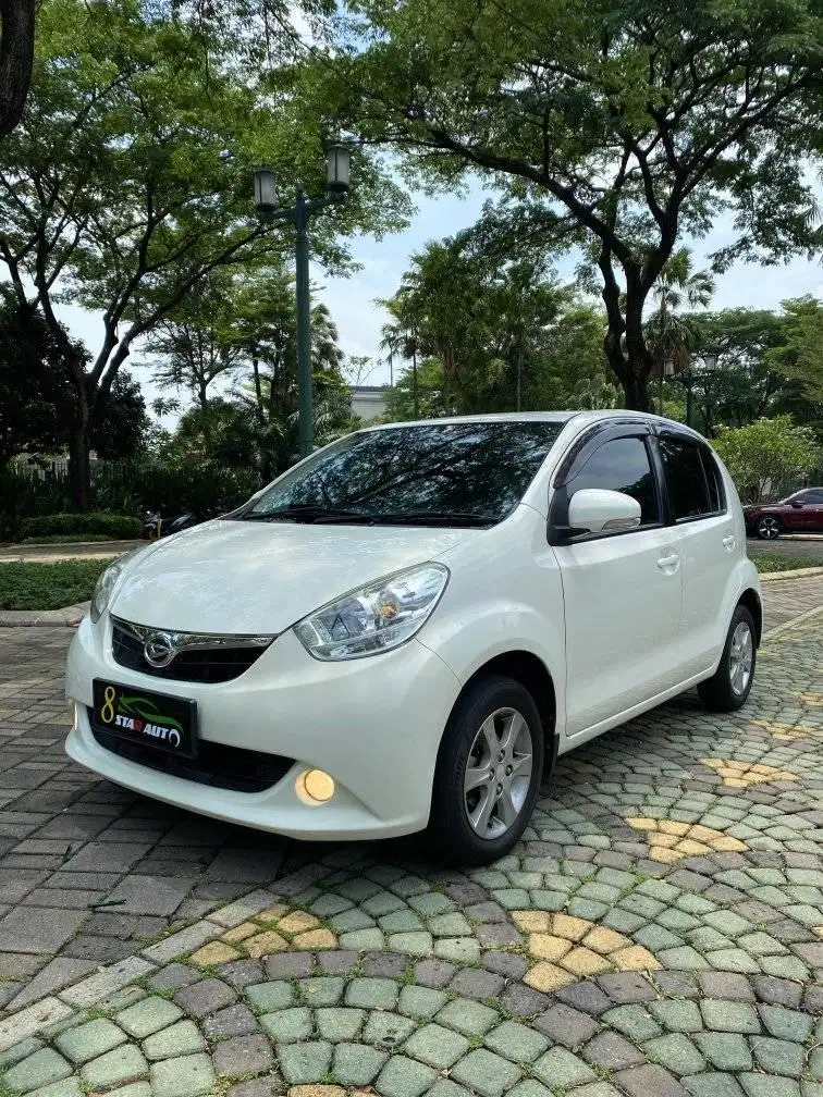 Daihatsu SIRION RS AT 2014 Tipe Tertinggi