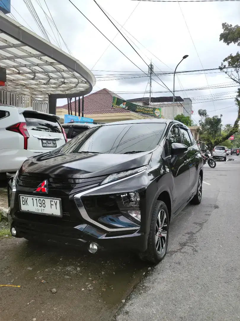 Mitsubishi Xpander 1.5L Exceed M/T Hitam