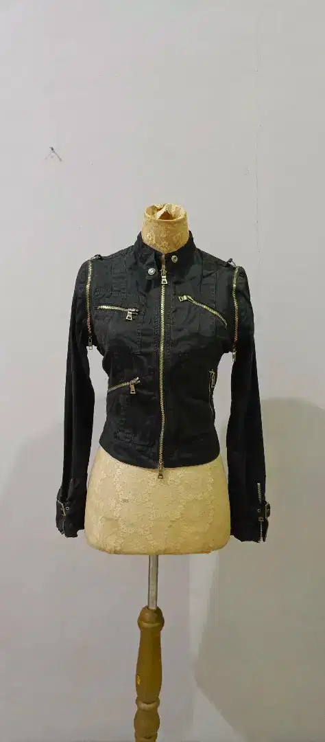 Jaket desain Punk Original GUESS