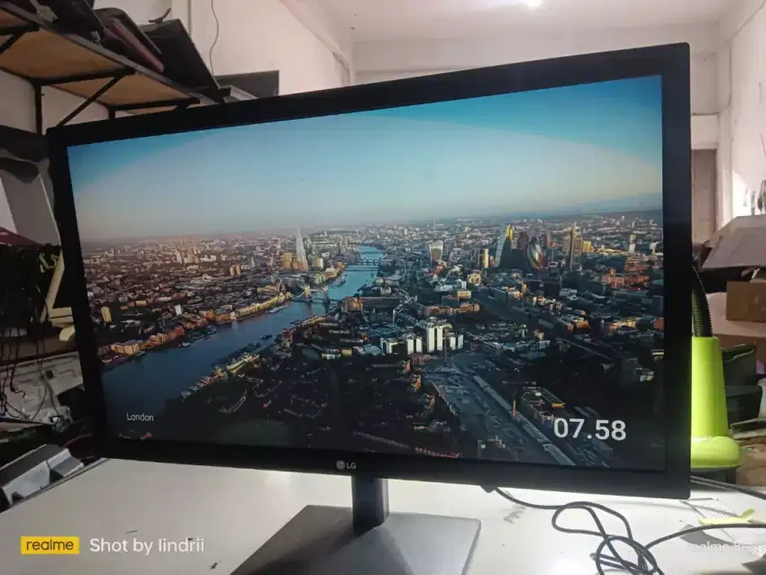 Monitor LG 22 inch HDMI