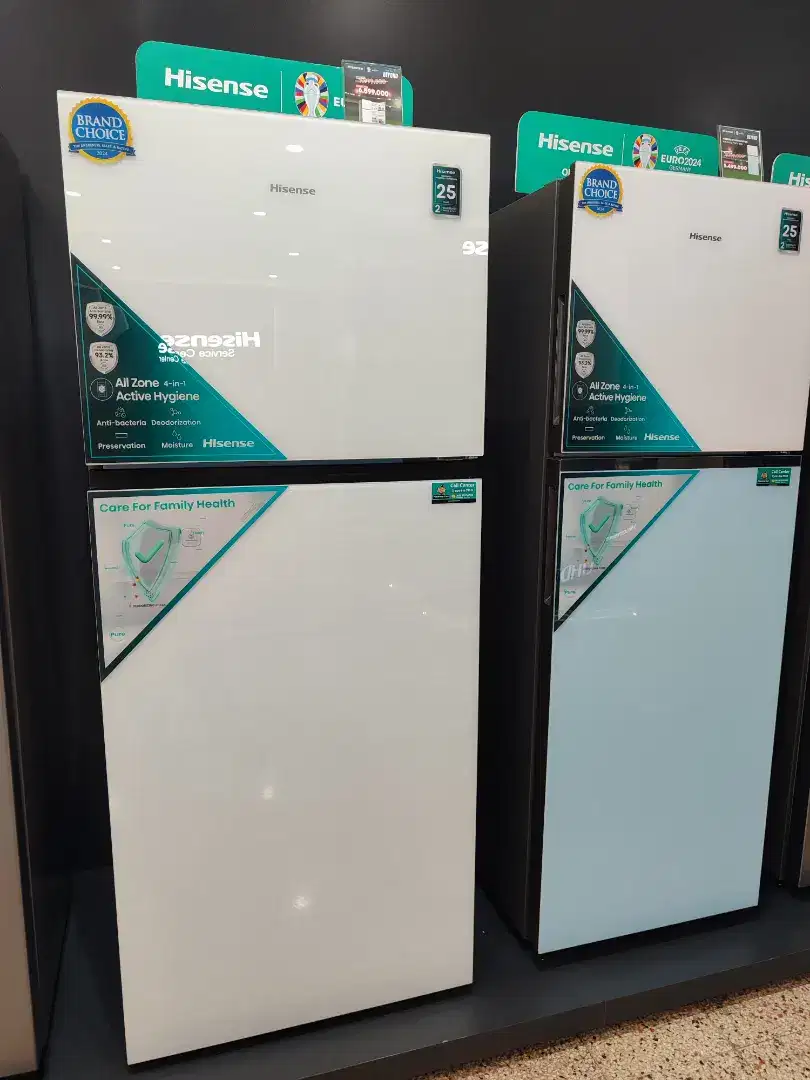 Kulkas hisense 2 pintu