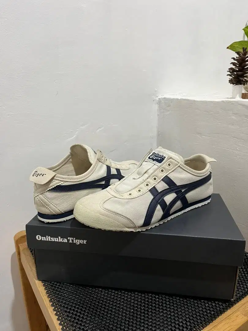 Sepatu Onitsuka Tiger Mexico 66 Slip On