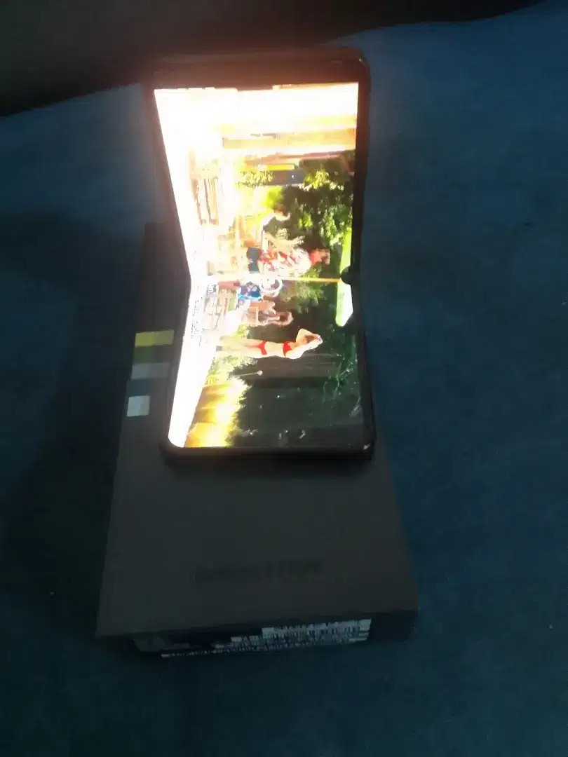 Jual hp samsung flip 4 bekas