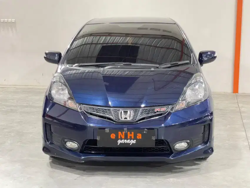 HONDA JAZZ GE8 TYPE RS 2011 AUTOMATIC BLUE RARE ITEM!!